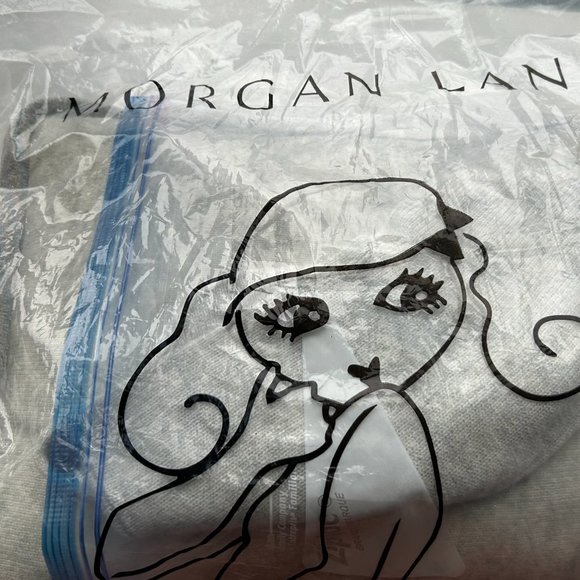 Morgan Lane 100% Cashmere travel pillow - Picture 3 of 10
